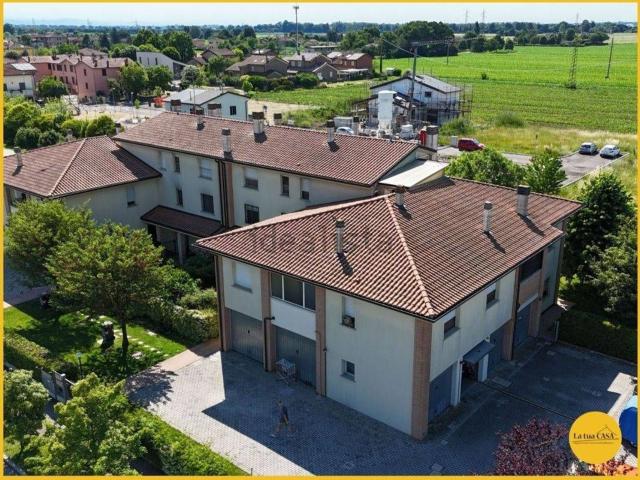 Appartamento in vendita a Budrio, Reggio Emilia