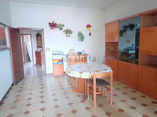 Appartamento in vendita a Prato, Toscana