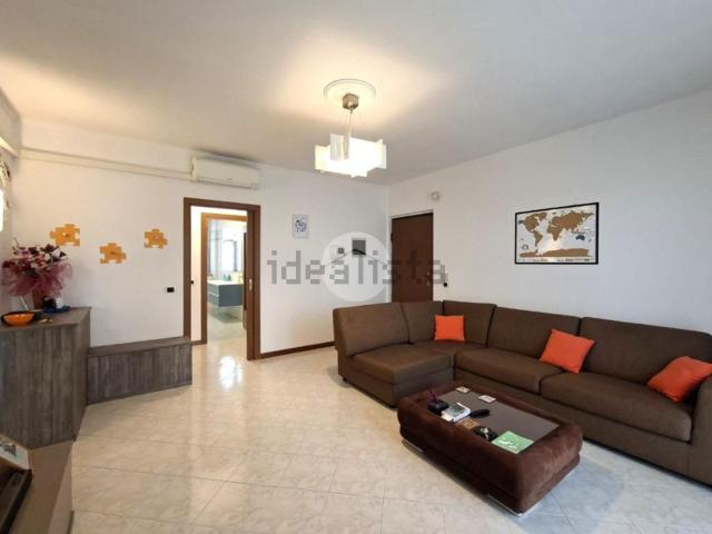 Appartamento in vendita a Sedriano, Lombardia