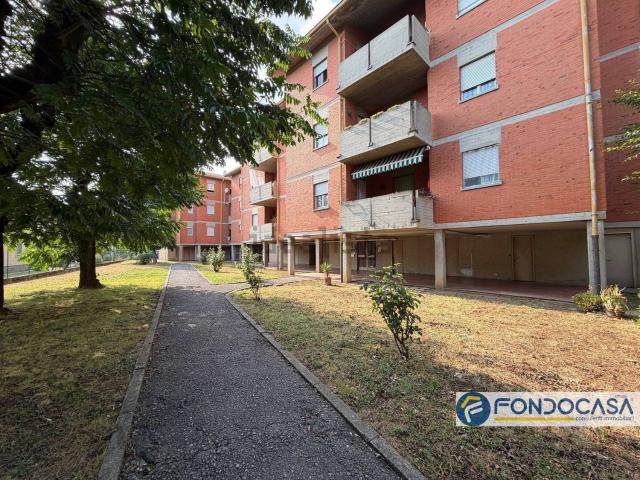 Appartamento in vendita a Grumello Del Monte, Lombardia