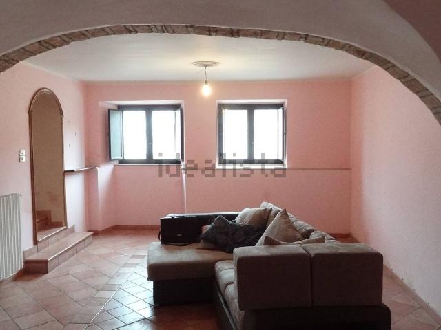Appartamento in vendita a Prezza, Abruzzo