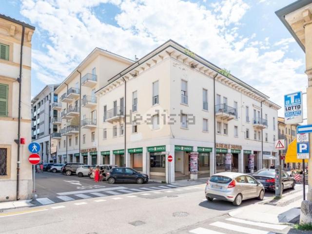 Appartamento in vendita a Villafranca Di Verona, Veneto