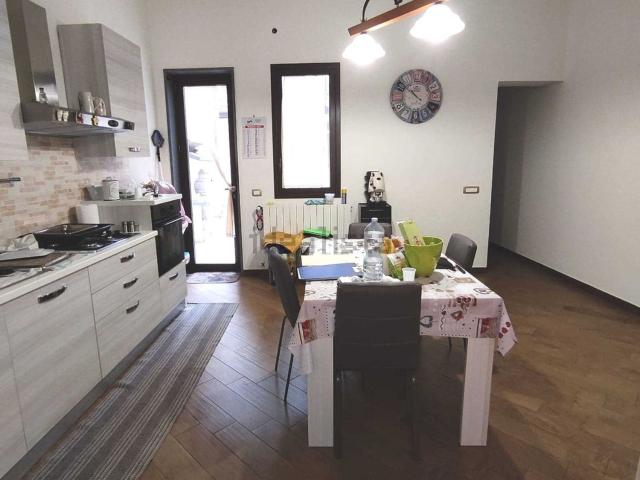 Appartamento in vendita a San Giovanni La Punta, Sicilia