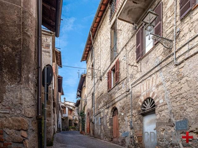 Appartamento in vendita a Carbognano, Lazio