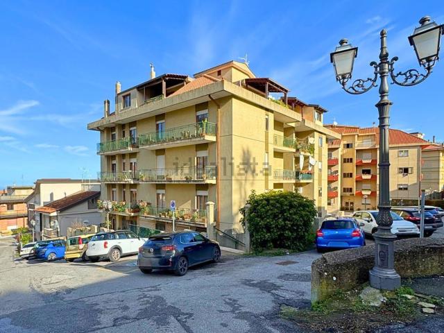 Appartamento in vendita a Calabria, Vibo Valentia