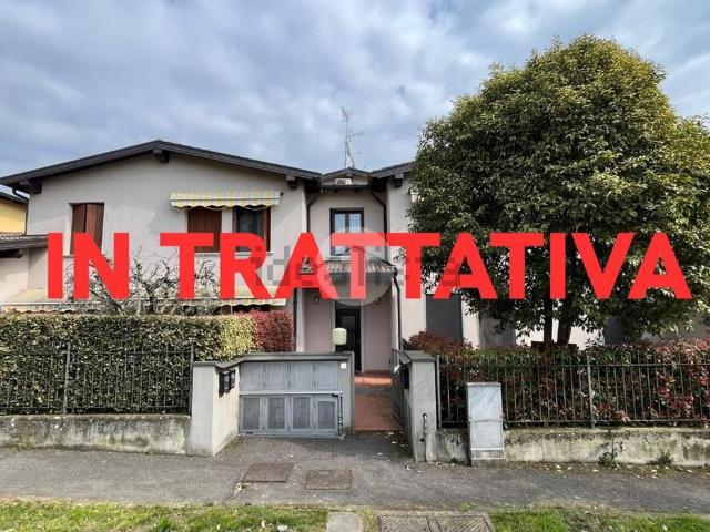 Appartamento in vendita a Cazzago San Martino, Lombardia