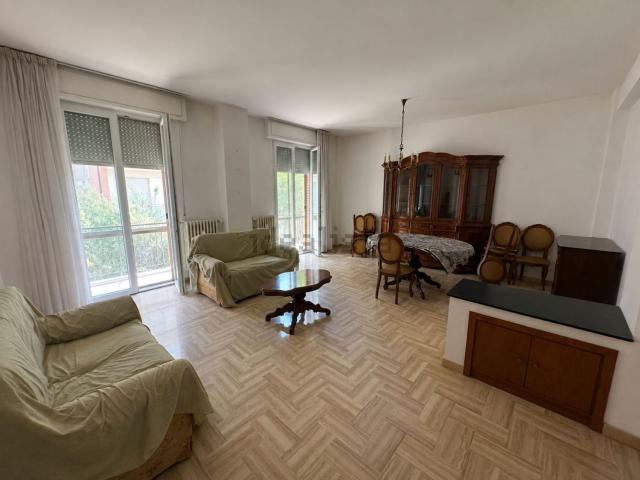 Appartamento in vendita a Stazione, Livorno