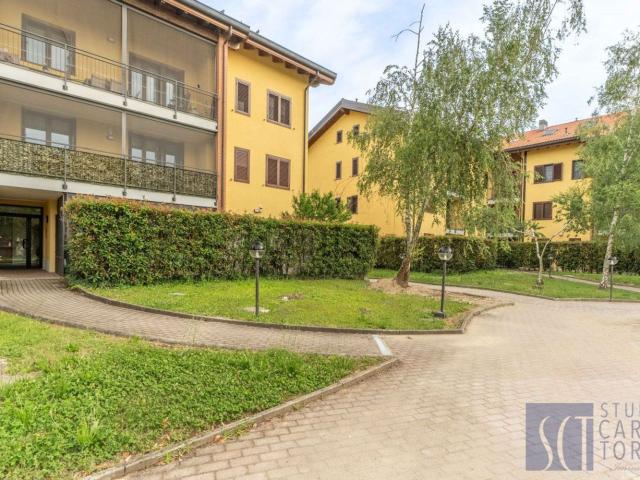 Appartamento in vendita a Loirano, Trezzano Sul Naviglio