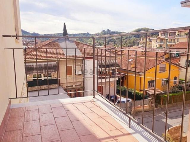 Appartamento in vendita a Perticata, Carrara