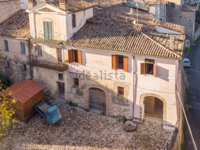 Appartamento in vendita a Castel San Pietro Sabino, Poggio Mirteto