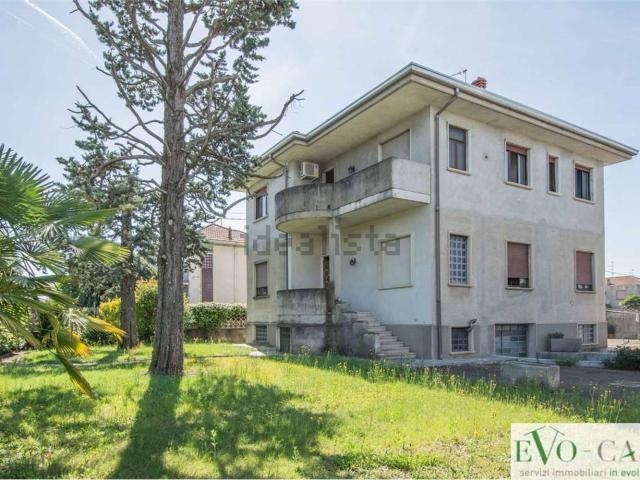Appartamento in vendita a Magnago, Lombardia