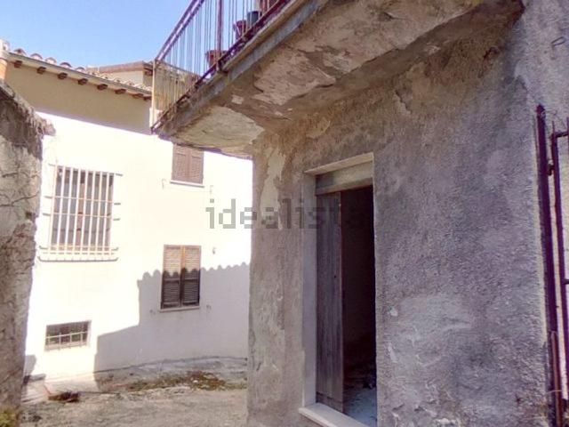 Appartamento in vendita a Foligno, Umbria