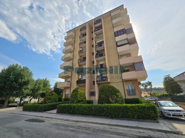 Appartamento in vendita a Casabianca, Marche