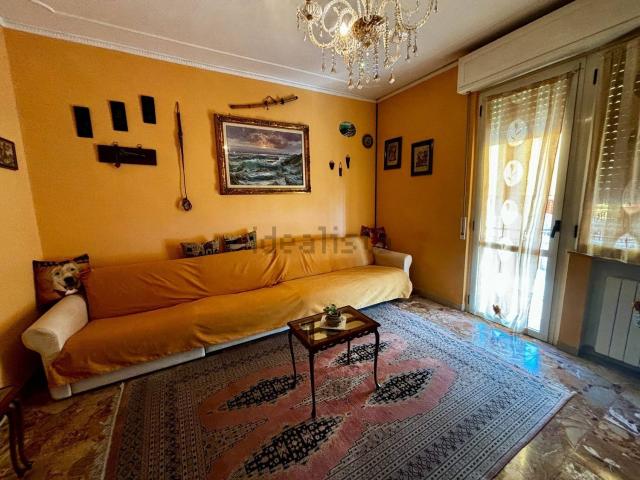 Appartamento in vendita a Zona 2000, Piacenza