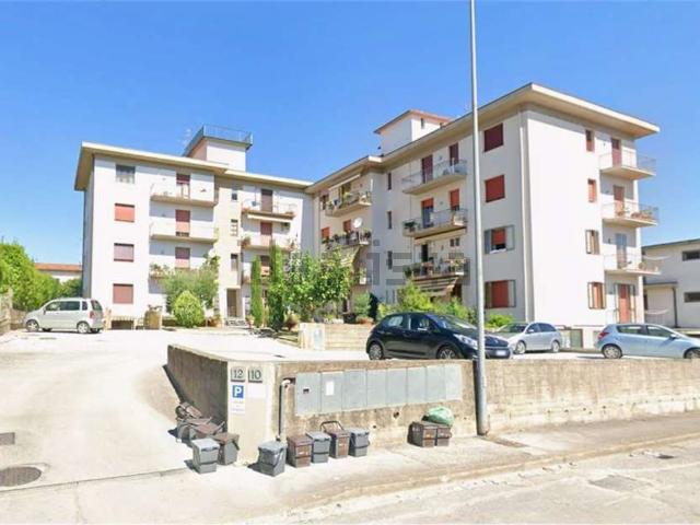 Appartamento in vendita a Tizzana, Quarrata