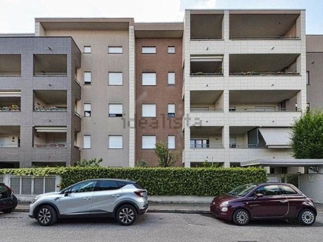 Appartamento in vendita a Lissone, Lombardia