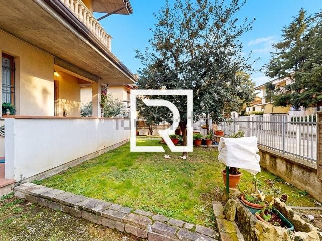 Appartamento in vendita a Lo Stradone, Borghi