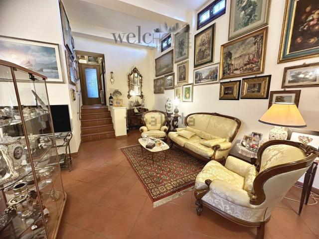 Appartamento in vendita a Campi Bisenzio, Toscana