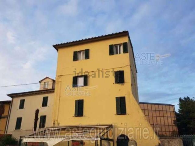 Appartamento in vendita a Uzzano E Castello, Pistoia