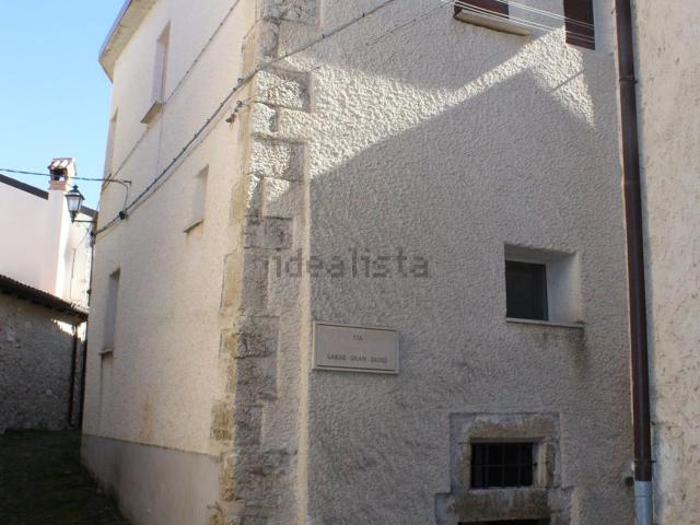 Appartamento in vendita a Ocre, Abruzzo