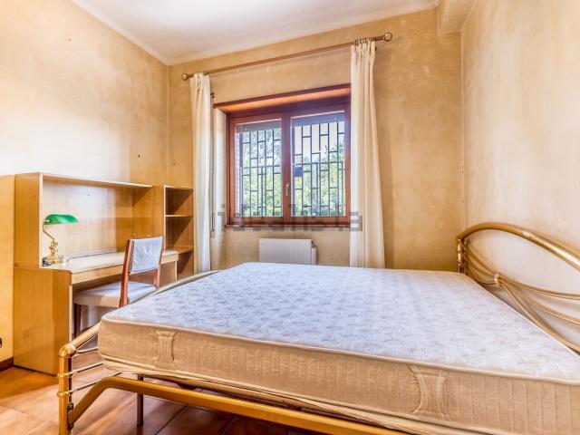Appartamento in vendita a Pantan Monastero, Roma Capitale