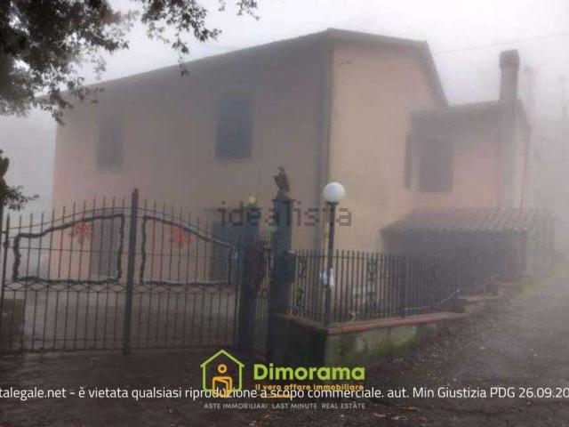 Appartamento in vendita a Cantagallo, Toscana