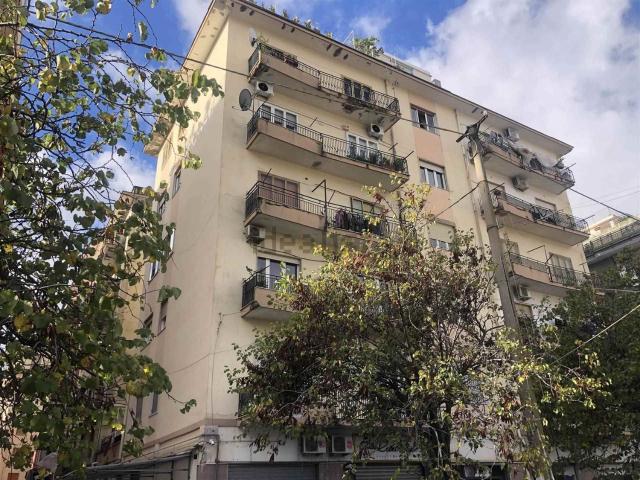 Appartamento in vendita a Salerno, Campania