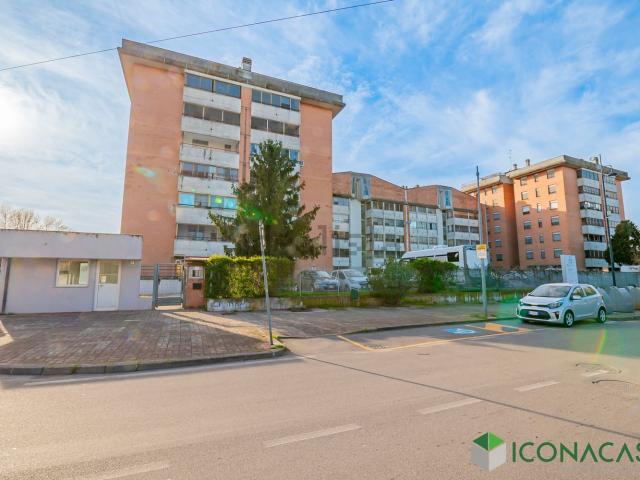 Appartamento in vendita a Pieve Emanuele, Lombardia