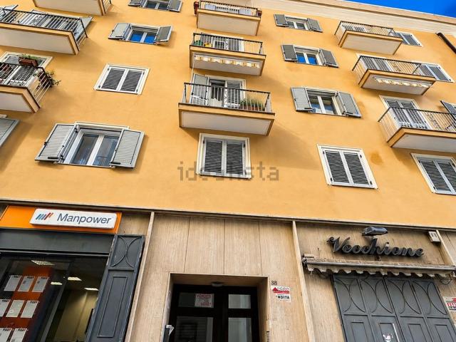 Appartamento in vendita a Avellino, Campania