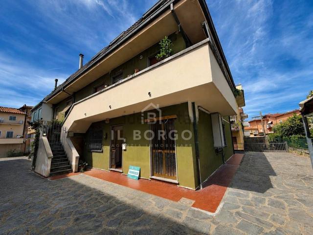 Appartamento in vendita a Uzzano, Toscana
