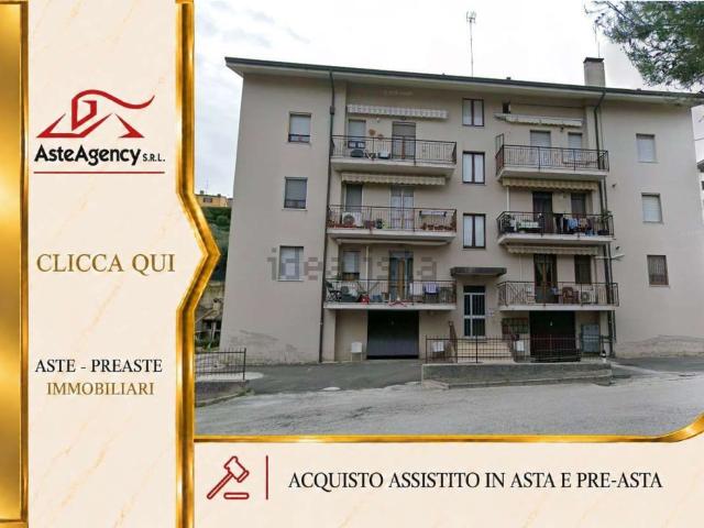 Appartamento in vendita a Montefano, Macerata