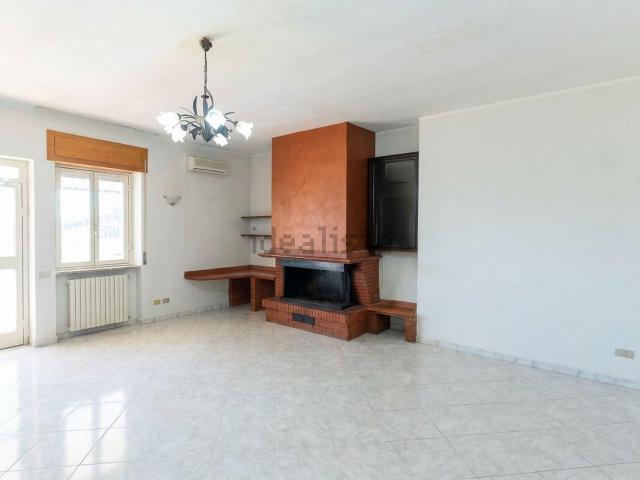 Appartamento in vendita a Capaccio, Campania