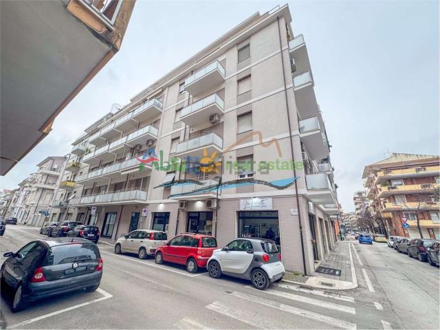 Appartamento in vendita a Pescara, Abruzzo
