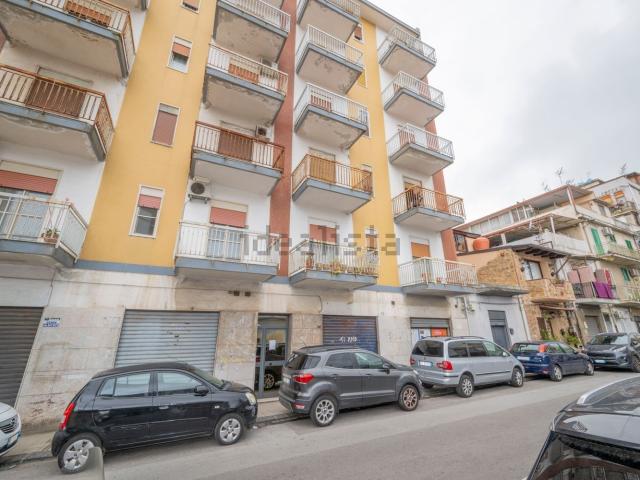 Appartamento in vendita a Giostra, Messina