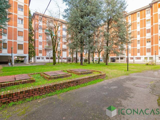 Appartamento in vendita a Locate di Triulzi, Lombardia
