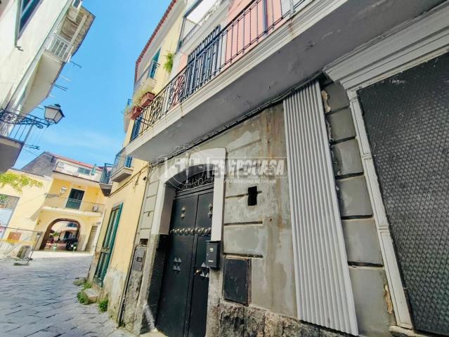 Appartamento in vendita a Borgo San Lorenzo, Aversa