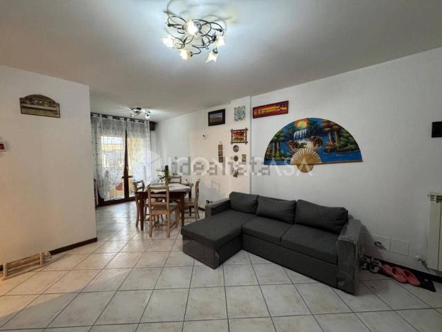 Appartamento in vendita a Sassuolo, Reggio Emilia