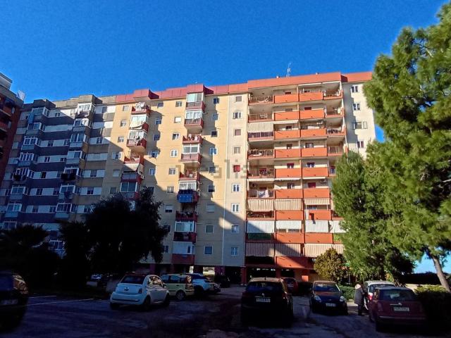 Appartamento in vendita a Municipio 4, Puglia