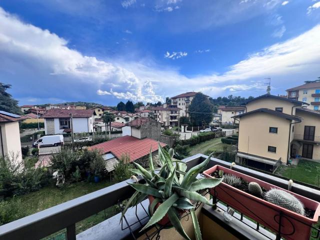 Appartamento in vendita a Bogno, Besozzo