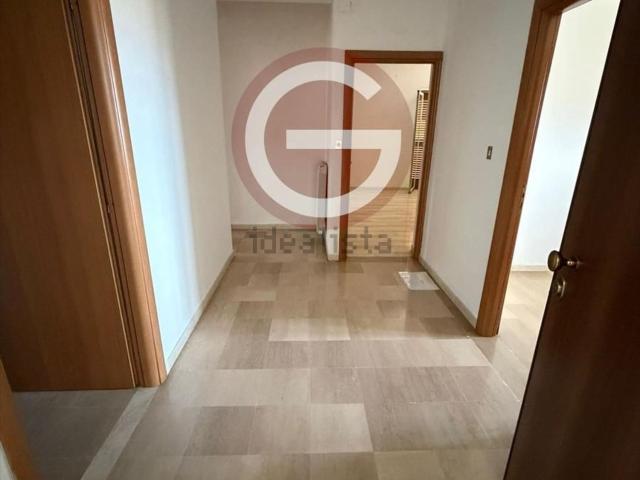 Appartamento in vendita a Calabria, Reggio Calabria