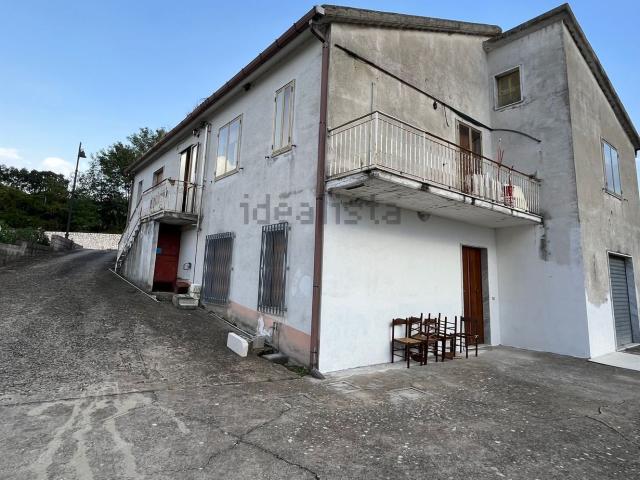 Appartamento in vendita a Pago Veiano, Benevento