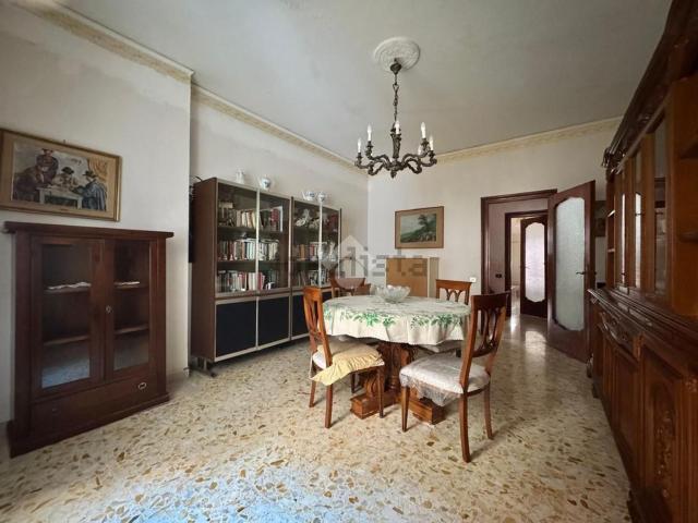 Appartamento in vendita a Portici, Campania