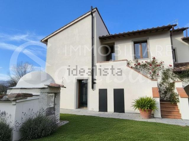 Appartamento in vendita a Vicchio, Toscana