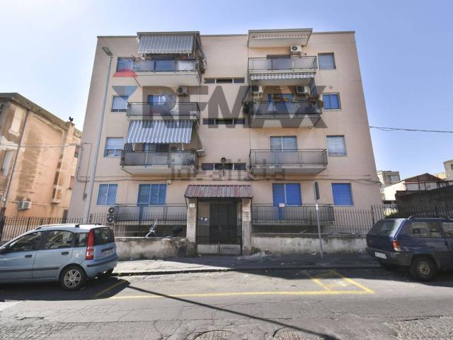 Appartamento in vendita a Acquicella, Catania