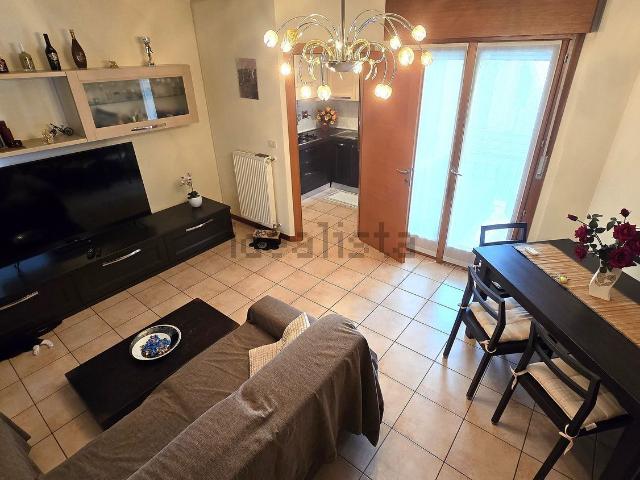 Appartamento in vendita a Sant'Osvaldo, Reana Del Roiale