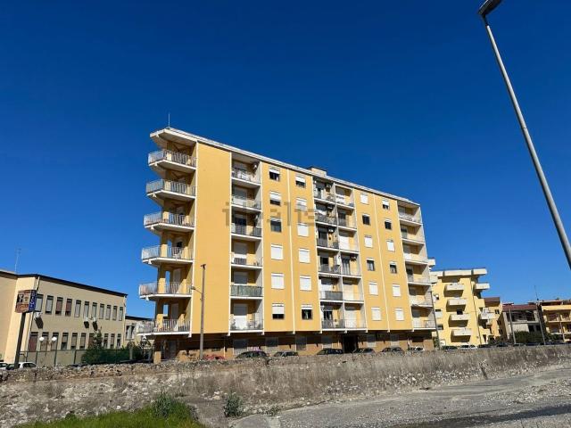 Appartamento in vendita a Cannistrà, Barcellona Pozzo Di Gotto