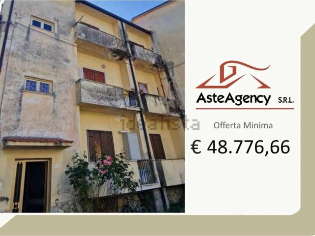 Appartamento in vendita a Carsoli, Abruzzo