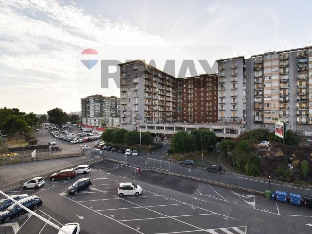 Appartamento in vendita a Picanello-Ognina-Barriera-Canalicchio, Catania