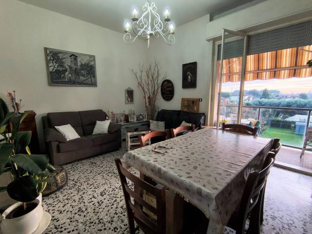 Appartamento in vendita a Tonfano, Toscana