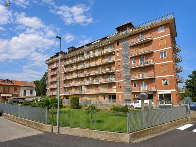 Appartamento in vendita a Ponderano, Biella